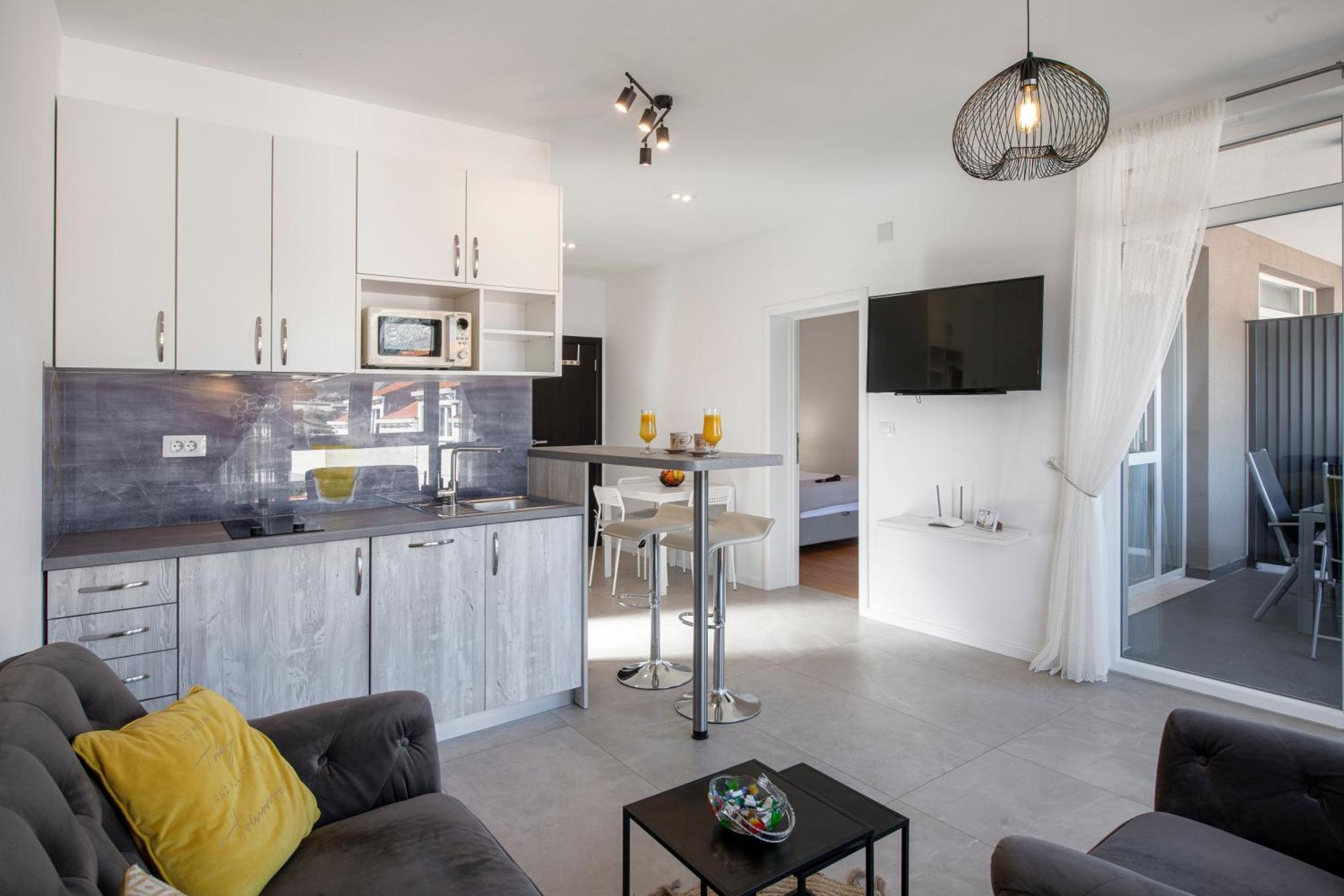 Oyo Deluxe Apartments Dubrovník Exteriér fotografie
