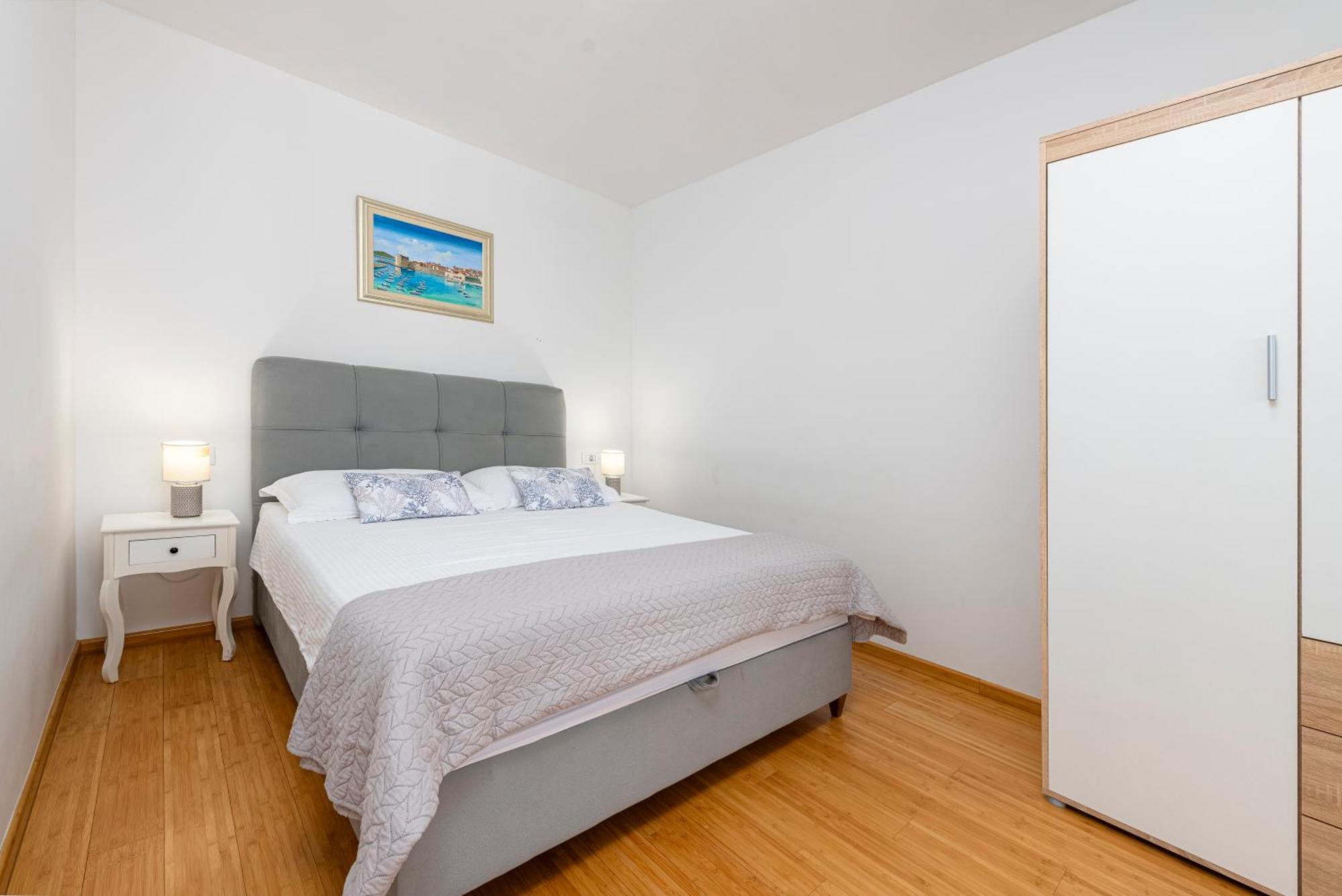 Oyo Deluxe Apartments Dubrovník Exteriér fotografie